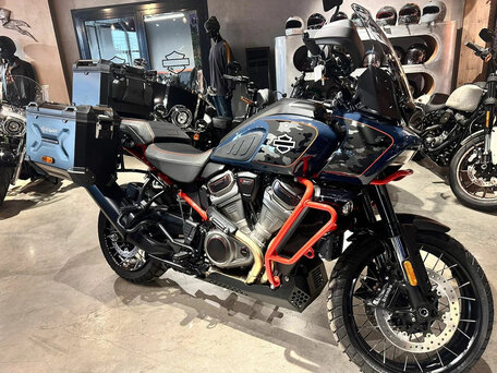 2025 Harley-Davidson CVO Pan America, синий, 4400000 рублей, вид 4
