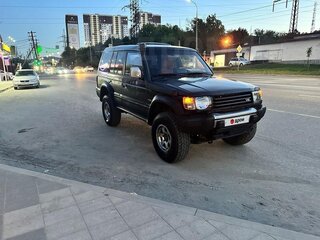 1993 Mitsubishi Montero II, чёрный, 850000 рублей, вид 4