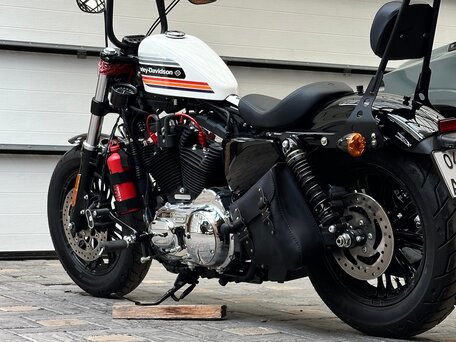 2019 Harley-Davidson Forty-Eight, белый, 2300000 рублей, вид 2