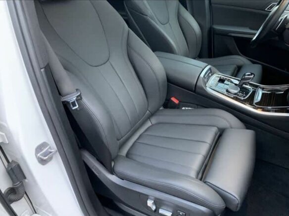 2019 BMW X5 40i IV (G05/G18), белый, 5300000 рублей - вид 9