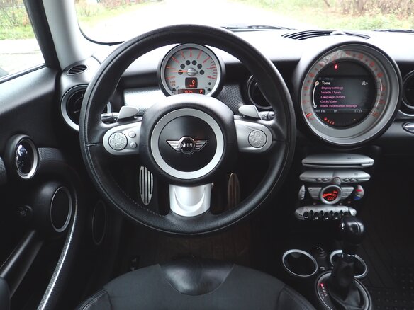 2008 Mini Hatch Cooper S II (R56), чёрный - вид 4