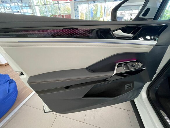 2022 Volkswagen ID.6 Crozz, белый - вид 18