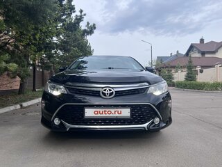 2017 Toyota Camry VII (XV50) Рестайлинг 2, чёрный, 2300000 рублей, вид 2