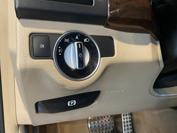 2010 Mercedes-Benz GLK-Класс 220 CDI I (X204), коричневый, 1580000 рублей - вид 28