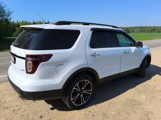 2013 Ford Explorer Sport V, белый, 1499000 рублей, вид 4