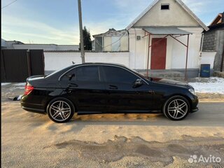 2011 Mercedes-Benz C-Класс 180 BlueEFFICIENCY III (W204), чёрный, 950000 рублей, вид 4