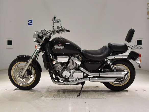 1996 Honda Magna, чёрный, 460000 рублей - вид 1