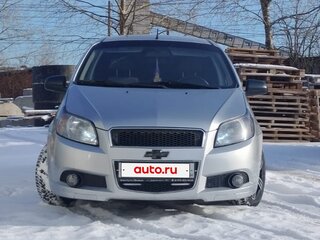 2011 Chevrolet Aveo I Рестайлинг, серебристый, 625000 рублей, вид 3