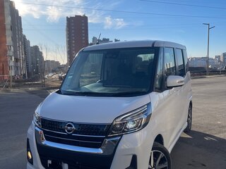 2017 Nissan Dayz Roox I Рестайлинг, белый, 888000 рублей, вид 2