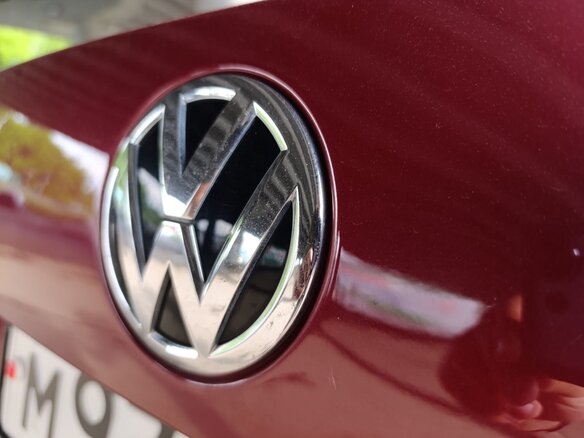 2019 Volkswagen Polo V Рестайлинг, пурпурный, 1365000 рублей - вид 11