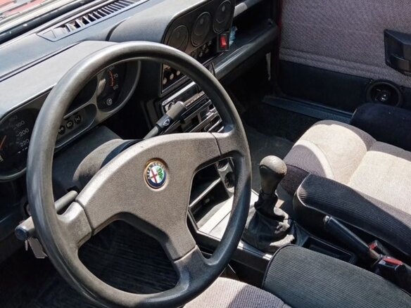 1986 Alfa Romeo 33 I, красный, 150000 рублей - вид 4