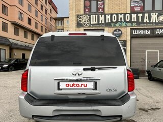 2006 Infiniti QX56 I, серебристый, 1100000 рублей, вид 5