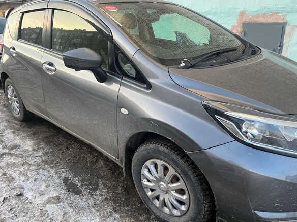 2017 Nissan Note II Рестайлинг, серый, 900000 рублей - вид 1