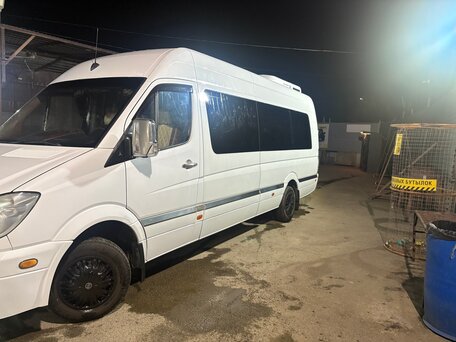 2013 Mercedes-Benz Sprinter, белый, 3450000 рублей, вид 2
