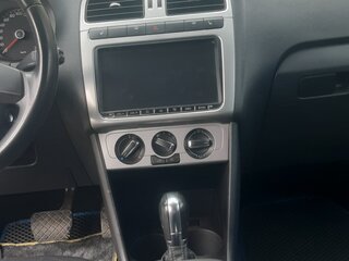 2013 Volkswagen Polo V, чёрный, 1000000 рублей, вид 3