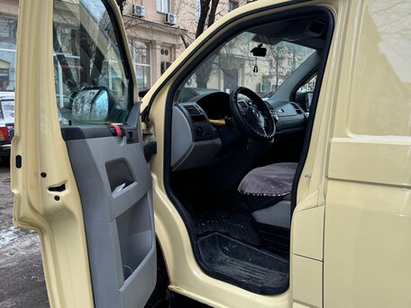 2010 Volkswagen Constellation, золотистый, 1130000 рублей, вид 2