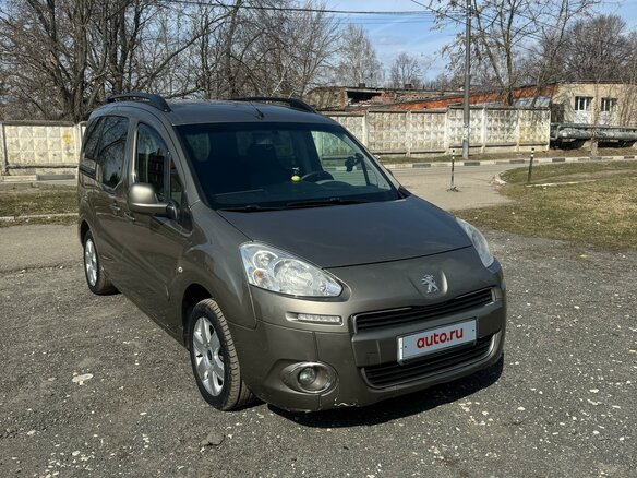 2013 Peugeot Partner II Рестайлинг, серый, 880000 рублей