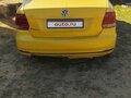 2016 Volkswagen Polo V Рестайлинг, жёлтый, 480000 рублей - вид 2