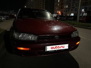 1994 Toyota Camry III (XV10), пурпурный, 250000 рублей, вид 1