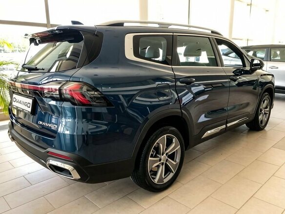 2026 Geely Okavango I Рестайлинг, синий, 3988990 рублей - вид 4