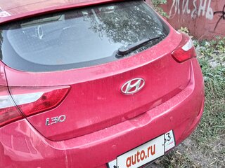 2014 Hyundai i30 II, красный, 900000 рублей, вид 2