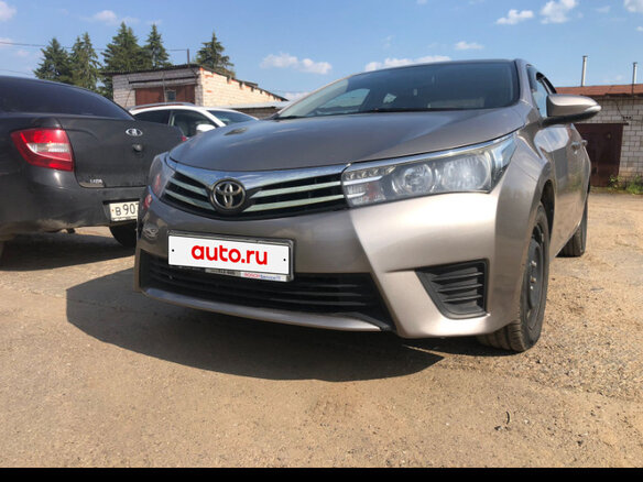 2013 Toyota Corolla XI (E160, E170, E180), серый, 1200000 рублей