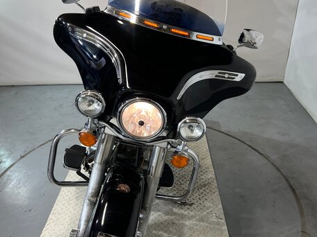 2006 Harley-Davidson Electra Glide, чёрный, 510000 рублей, вид 3