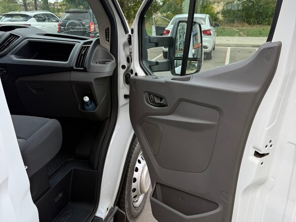 2022 Ford Transit, белый, 2800000 рублей - вид 10