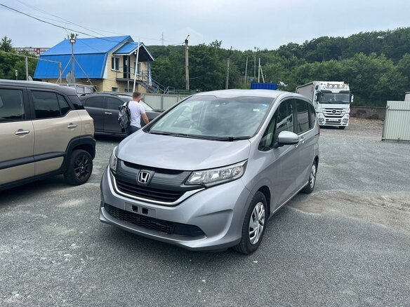 2019 Honda Freed II, серый, 1400000 рублей - вид 14