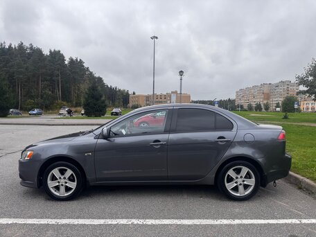 2011 Mitsubishi Lancer X Рестайлинг, серый, 630000 рублей, вид 4
