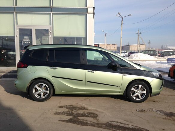 2012 Opel Zafira C, зелёный - вид 3