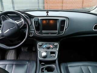 2016 Chrysler 200 II, серый, 1500000 рублей, вид 5