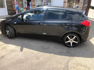 2013 Kia Ceed II, чёрный, 750000 рублей, вид 4