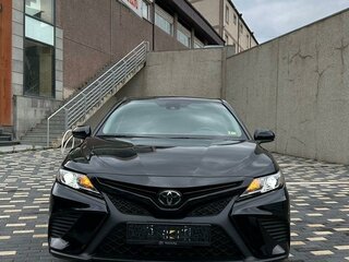 2019 Toyota Camry US Market VIII (XV70), чёрный, 2450000 рублей, вид 1