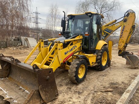 2006 Komatsu WB93R-5, 3150000 рублей, вид 4