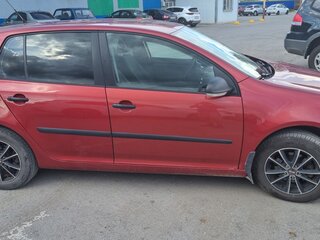 2007 Volkswagen Golf V, красный, 460000 рублей, вид 5