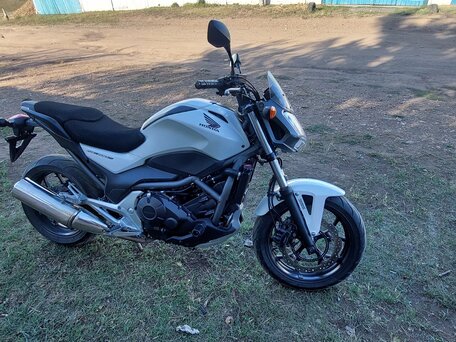 2012 Honda NC 700S, белый, 450000 рублей, вид 2