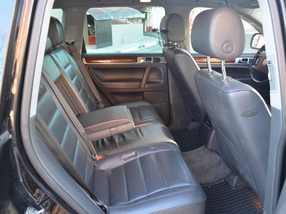 2004 Volkswagen Touareg I, чёрный - вид 10