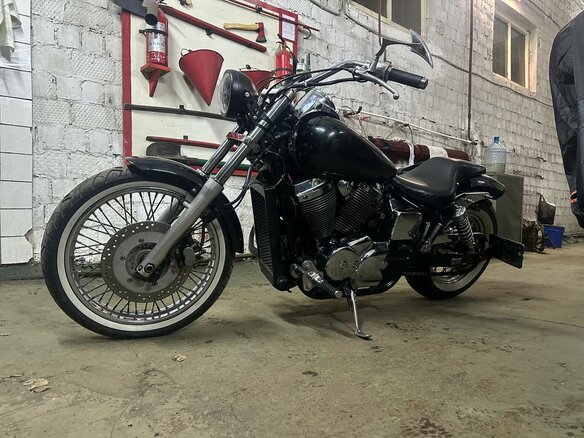 2001 Honda Shadow 400, чёрный, 300000 рублей - вид 6
