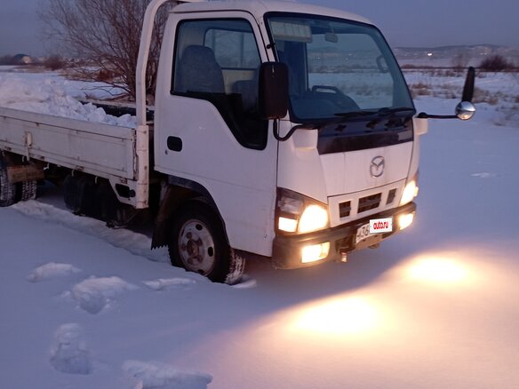 2004 Mazda Titan, белый, 1800000 рублей - вид 12