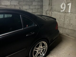 2005 Mercedes-Benz E-Класс AMG 55 AMG III (W211, S211), чёрный, 1800000 рублей, вид 3