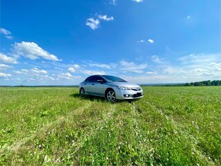 2011 Honda Civic VIII Рестайлинг, серебристый, 1100000 рублей, вид 1