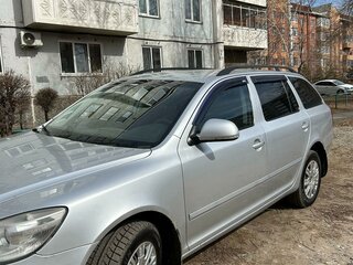 2011 Skoda Octavia II (A5) Рестайлинг, серебристый, 900000 рублей, вид 5