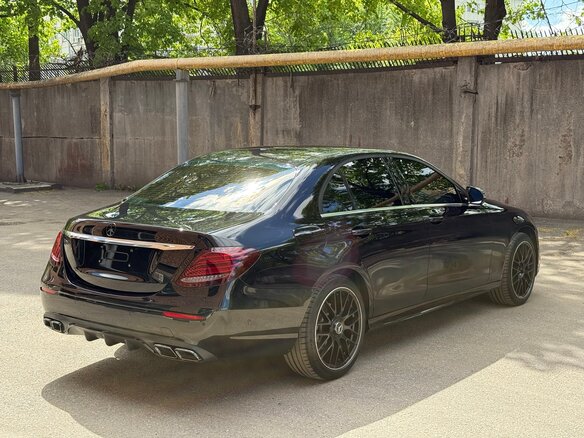 2018 Mercedes-Benz E-Класс 200 V (W213, S213, C238), чёрный - вид 4