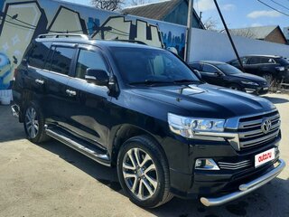 2018 Toyota Land Cruiser 200 Series Рестайлинг 2, чёрный, 7000000 рублей, вид 1