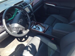2014 Toyota Camry VII (XV50), белый, 1800000 рублей, вид 3