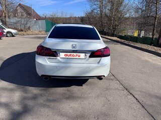 2013 Honda Accord IX, белый, 1600000 рублей, вид 5