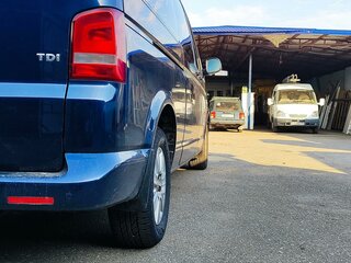 2010 Volkswagen Caravelle LWB Long T5 Рестайлинг, синий, 2300000 рублей, вид 4