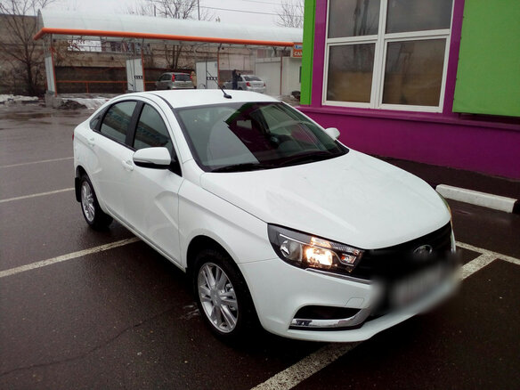 2015 Lada (ВАЗ) Vesta I, белый