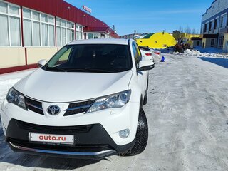 2013 Toyota RAV4 IV (XA40), белый, 2300000 рублей, вид 2